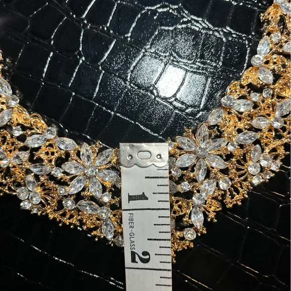 Vintage Floral Gold and Diamond Statement Necklace - Picture 9 of 9